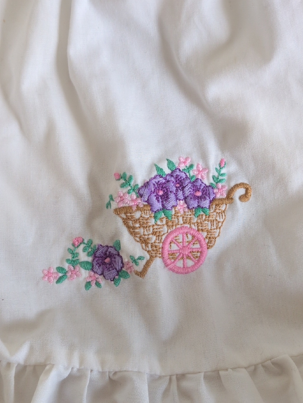 70's VINTAGE - Winnie The Pooh - Sears White Floral Cottage Embroid Girl's Dress - Picture 6 of 8